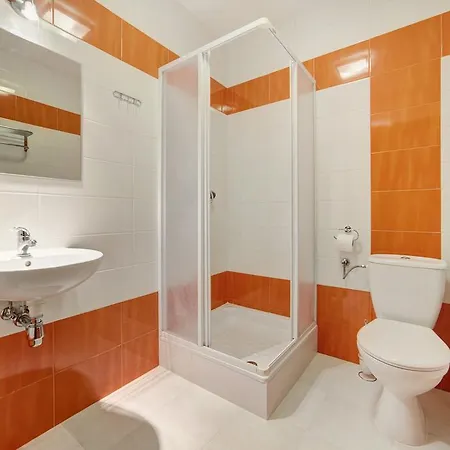 Antracyt 홈스테이 크리니차 즈드로이